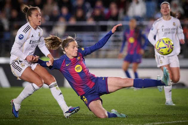 REAL MADRID CF v FC Barcelona, Barca LA LIGA F 2025 2026. ROUND 24. Real Madrid CF™s Filippa Angeldahl (l) and FC Barcelona™s Irene Paredes during La Liga F match. March 29 ,2025. (ALTERPHOTOS Ropero) MadridSpain  Copyright: xRoperox