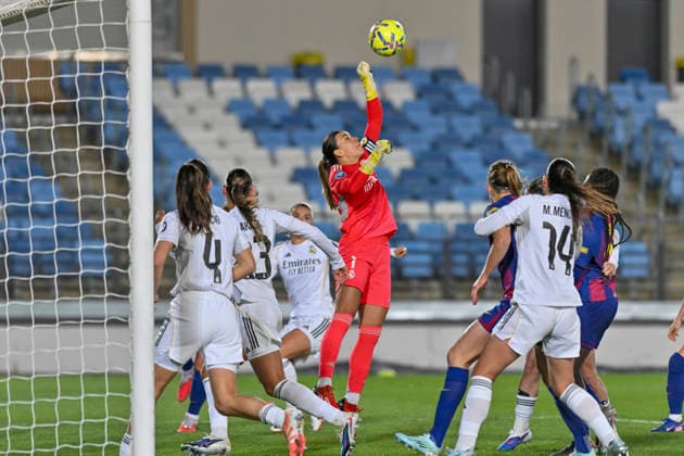 March 30, 2026, Madrid, Madrid, Spain: MARIA ISABEL RODRIGUEZ (MISA) of Real Madrid Femenino CF punches the ball away during the Spanish Women League, Liga F, football match played between REAL MADRID 0 Vs FC Barcelona, Barca 3 at Alfredo Di Stefano stadium on march 29, 2026, in Valdebebas, Madrid, Spain. Madrid Spain - ZUMAc312 20260330_zsp_c312_011 Copyright: xOscarxManuelxSanchezx