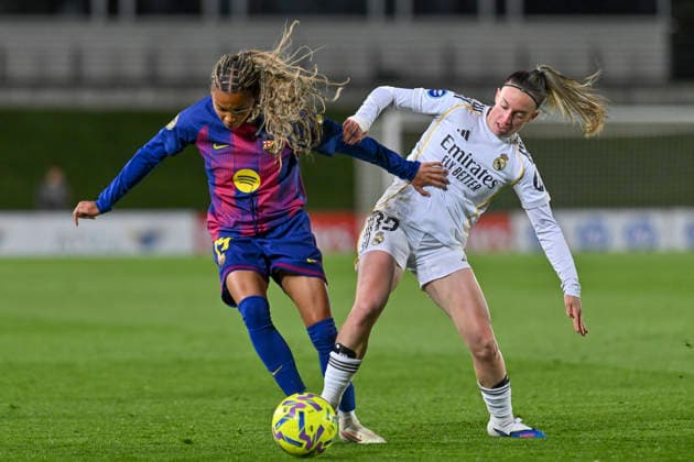 March 30, 2026, Madrid, Madrid, Spain: VICKY LOPEZ of FC Barcelona, Barca Femenino disputes a ball EVA MARIA NAVARRO of Real Madrid Femenino CF during the Spanish Women League, Liga F, football match played between REAL MADRID 0 Vs FC BARCELONA 3 at Alfredo Di Stefano stadium on march 29, 2026, in Valdebebas, Madrid, Spain. Madrid Spain - ZUMAc312 20260330_zsp_c312_166 Copyright: xOscarxManuelxSanchezx