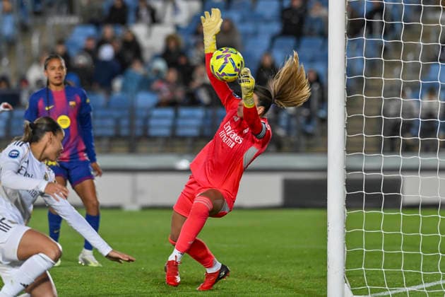 March 30, 2026, Madrid, Madrid, Spain: MARIA ISABEL RODRIGUEZ (MISA) of Real Madrid Femenino CF concedes the third goal during the Spanish Women League, Liga F, football match played between REAL MADRID 0 Vs FC Barcelona, Barca 3 at Alfredo Di Stefano stadium on march 29, 2026, in Valdebebas, Madrid, Spain. Madrid Spain - ZUMAc312 20260330_zsp_c312_081 Copyright: xOscarxManuelxSanchezx
