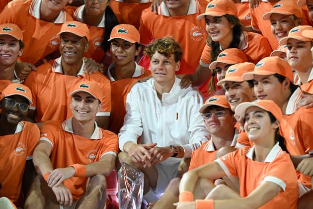 MIAMI GARDENS, FL - MARCH 29: Jannik Sinner of Italy celebrates winning the menÕs singles final of the Miami Open on March 29. 2026, at Hard Rock Stadium in Miami Gardens, Florida. (Photo by Michele Eve Sandberg Icon Sportswire) TENNIS: MAR 29 Miami Open EDITORIAL USE ONLY Icon2603290910
