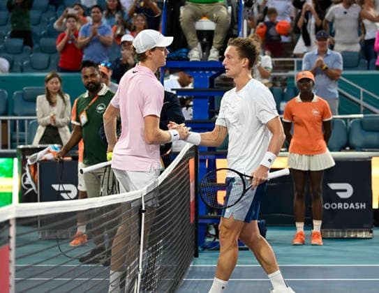MIAMI GARDENS, FL - MARCH 29: Jannik Sinner of Italy, left, wins the men™s singles final tennis match, playing against Jiri Lehecka of the Czech Republic at the Miami Open Presented by Itau at Hard Rock Stadium on March 29, 2026 in Miami Gardens, Florida. (Photo by Michele Eve Sandberg Icon Sportswire) TENNIS: MAR 29 Miami Open EDITORIAL USE ONLY Icon2603290919