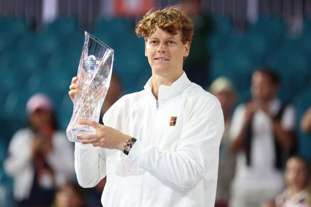 March 29, 2026, Miami Gardens, Florida, USA: JANNIK SINNER (ITA) poses with his trophy after winning his men s singles finals match against JIRI LEHECKA (CZE), at the Miami Open at Hard Rock Stadium in Miami Gardens, Florida. JANNIK SINNER (ITA) won the menÃ¢â‚¬â ¢s singles title after defeating JIRI LEHECKA (CZE) 6:4, 6:4. Tennis 2026: ATP, Tennis Herren Miami Open: Singles Finals: SINNER 6:4, 6:4 LEHECKA  - ZUMAv151 20260329_zsp_v151_108 Copyright: xLorenzoxVasquezx