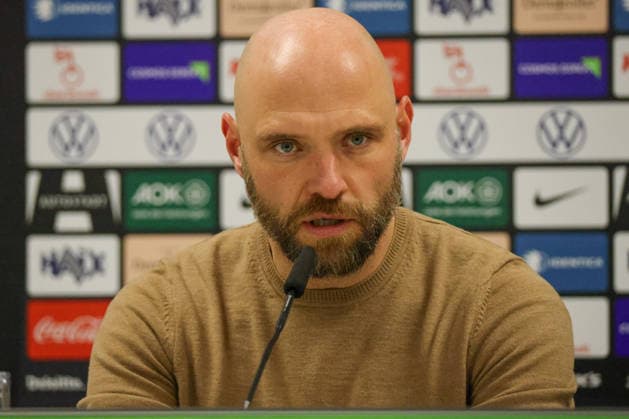 Wolfsburg, Germany 29 March 2026 1 Womens Bundesliga 22 Matchday VfL Wolfsburg vs Union Berlin In the picture Coach Stephan Lerch VfL at the press conference in Wolfsburg Copyright: HMBxMedia MadeleinexFantini