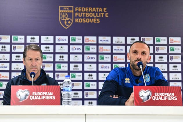 Ahead of Kosovo v Turkiye - 2026 FIFA World Cup, WM, Weltmeisterschaft, Fussball European Qualifiers PRISTINE, KOSOVO - MARCH 30: Head Coach of Kosovo Franco Foda (L) and player Vedat Muriqi (R) attend press conference, PK, Pressekonferenz ahead of 2026 FIFA World Cup European Qualifiers playoff round final match between Kosovo and Turkiye on March 30, 2026 in Pristine, Kosovo. Serhat Cagdas Anadolu Pristine Kosovo. Editorial use only. Please get in touch for any other usage.  Copyright: x2026xAnadoluxSerhatxCagdasx