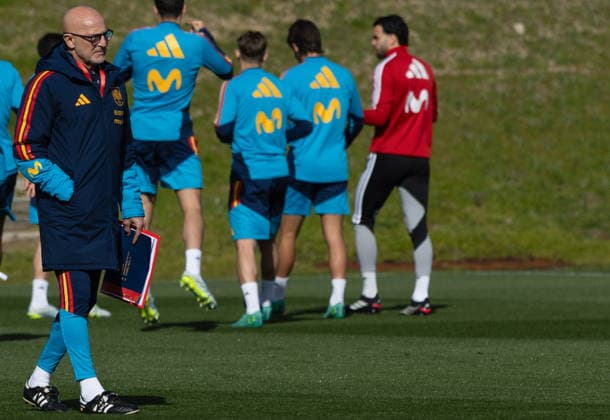 Spanish national team, Nationalteam training session Spanish National team head coach Luis de la Fuente leads the training session at the Soccer City of Las Rozas, Madrid, Spain, 30 March 2026. Spain will face Egypt in a friendly match on 31 March. LAS ROZAS (Madrid) Spain  Copyright: xSERGIOxPEREZx