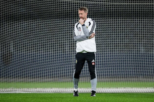 260330 Head coach Graham Potter of the Swedish national football team at a training session on March 30, 2026 in Stockholm Photo Jesper Zerman BILDBYRAN kod JZ JZ0693 fotboll football soccer fotball vm kval kval fifa world cup qualifier qualifier träning practice training sverige sweden sverige a bbeng  Copyright: JESPERxZERMAN BB260330JZ019