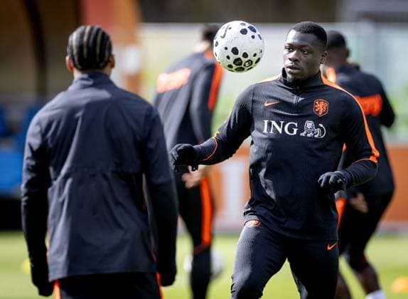 ZEIST - Brian Brobbey during a training session of the Dutch national team, Nationalteam in the run-up to a friendly match against Ecuador. KOEN VAN WEEL ANP xVIxANPxSportx xxANPxIVx 554728759 originalFilename: 554728759.jpg