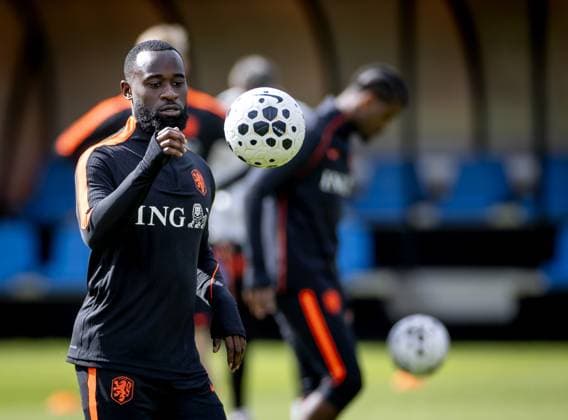 ZEIST - Lutsharel Geertruida during a training session of the Dutch national team, Nationalteam in the run-up to a friendly match against Ecuador. KOEN VAN WEEL ANP xVIxANPxSportx xxANPxIVx 554729096 originalFilename: 554729096.jpg