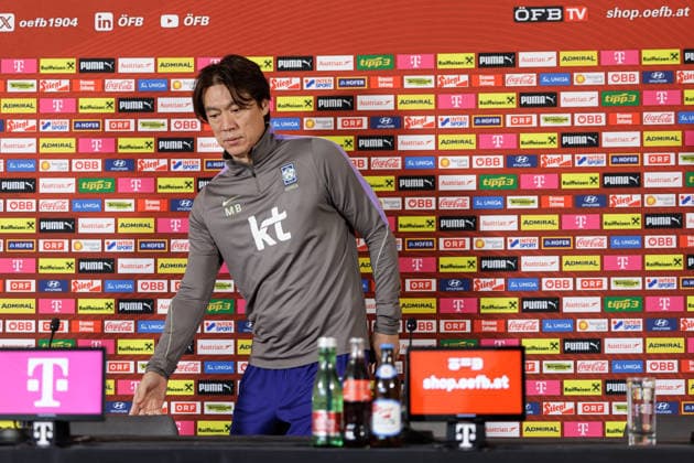 SOCCER - AUT vs KOR, test match VIENNA,AUSTRIA,30.MAR.26 - SOCCER - OEFB international test match, Austria vs South Korea, preview, press conference, PK, Pressekonferenz Team KOR. Image shows head coach Myung-Bo Hong (KOR).  GEPAxpictures xArminxRauthner