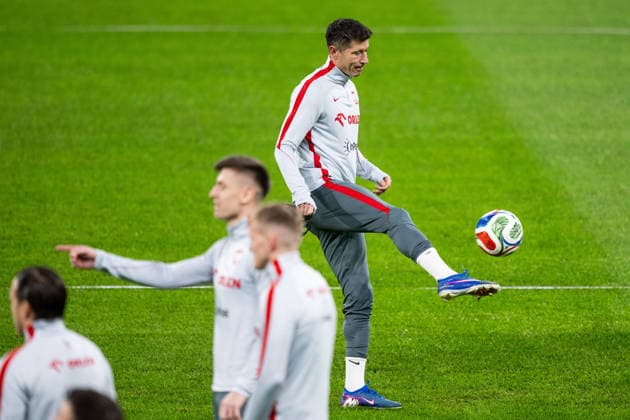 260330 Robert Lewandowski of the Polish national football team at a training session on March 30, 2026 in Stockholm. Photo: Jesper Zerman BILDBYRAN kod JZ JZ0696 fotboll football soccer fotball vm-kval kval FIFA World Cup, WM, Weltmeisterschaft, Fussball qualifier qualifier träning practice training polen poland bbeng *** 260330 Robert Lewandowski of the Polish national football team at a training session on March 30, 2026 in Stockholm Photo Jesper Zerman BILDBYRAN kod JZ JZ0696 fotboll football soccer fotball vm kval kval fifa world cup qualifier qualifier träning practice training polen poland bbeng  Copyright: JESPERxZERMAN BB260330JZ075
