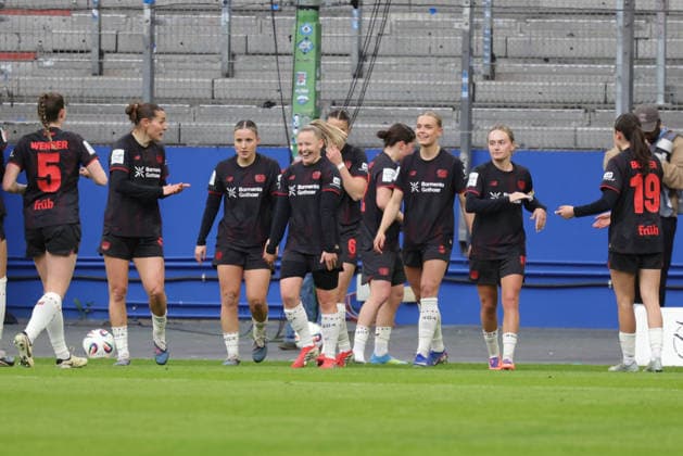 2026 03 30 xfsx football google pixel women Bundesliga Hamburger Sportverein Bayer Leverkusen v l Vanessa Fudalla Bayer 04 Leverkusen ,21 macht das 0 1 fuer Bayer 04 Leverkusen DFL regulations prohibit any use of photographs as image sequences and or quasi video Copyright: HMBxMedia FernandoxSoares