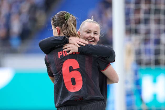 from left goal scorer Vanessa Fudalla Bayer 04 Leverkusen, 21 and Katharina Piljic Bayer 04 Leverkusen, 6 with goal celebration, jubilation, cheering, optimistic, game scene, highlight, joy about the goal to 0 1, THE DFB REGULATIONS PROHIBIT ANY USE OF PHOTOGRAPHS AS IMAGE SEQUENCES AND OR QUASI VIDEO , 30 03 2026, Hamburg Germany , Football, Google Pixel Womens Bundesliga, Hamburger SV Bayer 04 Leverkusen xobx
