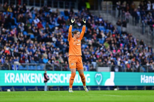 Soccer I Women I Season 2025 2026 I Bundesliga I 22 Matchday I Hamburger SV Bayer 04 Leverkusen I 30 03 2026 Cheers, excitement, enthusiasm, euphoria, joy, happiness, cheerfulness at Rafaela Borgräfe 12, Bayer 04 Leverkusen Hamburg Volkspark, Volksparkstadion, stadium, Volkspark Stadion Hamburg Germany Copyright: xLobeca FelixxSchlikisx