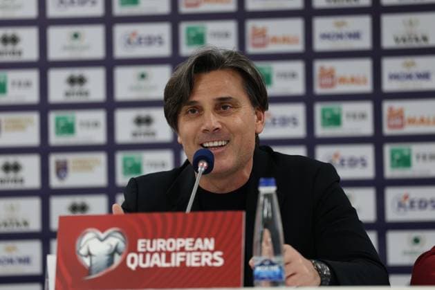 30 MAR 2026 SOCCER KO PLAY-OFFS EUROPEAN QUALIFIERS, Turkey national team, Nationalteam Pre-Match press conference, PK, Pressekonferenz Head coach Vincenzo Montella of the Türkiye national team speaks during a pre-match press conference ahead of the KO play-offs European Qualifiers match Pristina Pristina, Kosovo Fadil Vokrri Stadium Fadil Vokrri Stadium KOSOVO