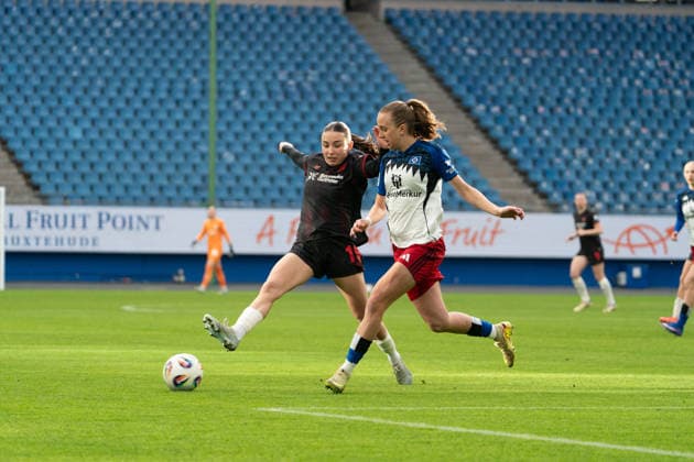 HAMBURG, GERMANY - MARCH 30: Loreen Bender (19 Bayer 04 Leverkusen) during the Google Pixel Frauen-Bundesliga between Hamburger SV and Bayer 04 Leverkusen at Stadion Hoheluft on March 30, 2026 in Hamburg, Germany. (Photo by Qianru Zhang Press Photo) Copyright: xQianruxZhang SPPx Sportspressphoto_SPR121793