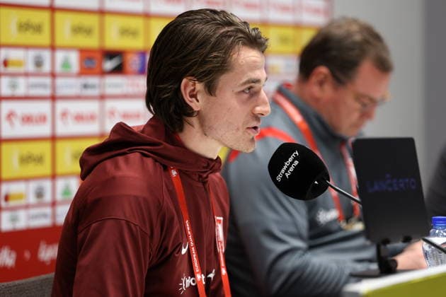 SOLNA 30.03.2026 KONFERENCJA PRASOWA REPREZENTACJI POLSKI --- POLISH FOOTBALL national team, Nationalteam press conference, PK, Pressekonferenz JAKUB KAMINSKI FOT. PIOTR KUCZA FOTOPYK NEWSPIX.PL --- newspix.pl POLAND OUT! 