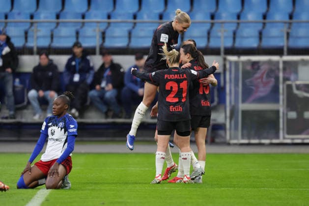 2026 03 30 xfsx football google pixel women Bundesliga Hamburger Sportverein Bayer 04 Leverkusen v l Bayer 04 Leverkusen celebrates the goal to 2 1 DFL regulations prohibit any use of photographs as image sequences and or quasi video Copyright: HMBxMedia FernandoxSoares