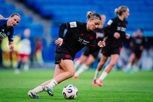Google Pixel Womens Bundesliga Hamburger SV vs Bayer 04 Leverkusen, 30 03 2026 Estrella Merino Gonzalez Bayer 04 Leverkusen, 10 Soccer, Google Pixel Womens Bundesliga, 22 Matchday Hamburger SV vs Bayer 04 Leverkusen on 30 03 2026 at Volksparkstadion, Hamburg DFB REGULATIONS PROHIBIT ANY USE OF PHOTOGRAPHS AS IMAGE SEQUENCES AND OR QUASI VIDEO Copyright: xBEAUTIFULxSPORTS Tonhäuserx