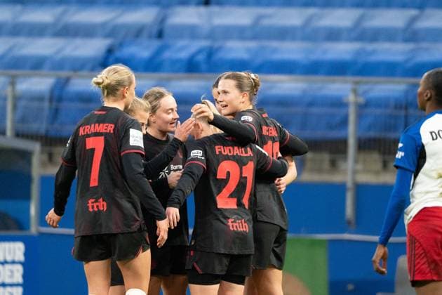HAMBURG, GERMANY - MARCH 30: Player of Bayer 04 Leverkusen celebrate the goal during the Google Pixel Frauen-Bundesliga between Hamburger SV and Bayer 04 Leverkusen at Stadion Hoheluft on March 30, 2026 in Hamburg, Germany. (Photo by Qianru Zhang Press Photo) Copyright: xQianruxZhang SPPx Sportspressphoto_SPR121821