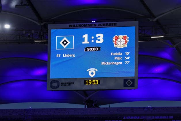 The scoreboard shows the score from 1 3, result, intermediate result, final result, final score, goals, videowall, videowall, display, THE DFB REGULATIONS PROHIBIT ANY USE OF PHOTOGRAPHS AS IMAGE SEQUENCES AND OR QUASI VIDEO , 30 03 2026, Hamburg Germany , Football, Google Pixel Womens Bundesliga, Hamburger SV Bayer 04 Leverkusen xobx