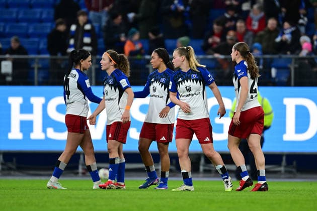 Soccer I Women I Season 2025 2026 I Bundesliga I 22 Matchday I Hamburger SV Bayer 04 Leverkusen I 30 03 2026 Looks disappointed, saddened, depressed, frustrated, crestfallen, offended, dejected, dissatisfied, disillusioned, bad-tempered Hamburger SV Frauen Hamburg Volkspark, Volksparkstadion, stadium, Volkspark Stadion Hamburg Germany Copyright: xLobeca FelixxSchlikisx