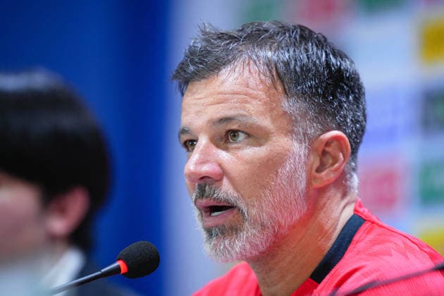 March 30, 2026, Bangkok, Thailand: Anthony Hudson, head coach of Thailand seen during the pre-match press conference, PK, Pressekonferenz at Rajamangala Stadium. Thailand And Turkmenistan Press Conference In Bangkok, Thailand - 30 Mar 2026  - ZUMAs197 20260330_aaa_s197_264 Copyright: xAmpholxThongmueangluangx