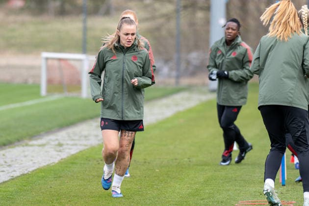 Georgia Stanway 31 FC Bayern Muenchen , FC Bayern Women Final training before the UEFA Champions League match, quarter-final second leg against Manchester United, season 2025 2026 31 03 2026 DFB regulations prohibit any use of photographs as image sequences and or quasi video Muenchen Bayern Germany Copyright: xkolbert-press UlrichxGamelx