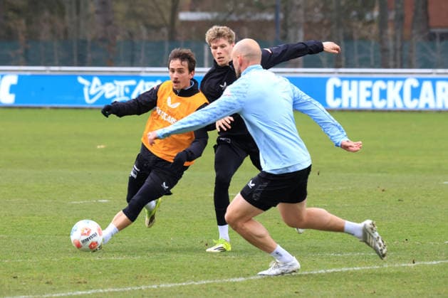 DEU, DFL, 2 FBL Hertha BSC, Training, 31 03 2026, Sportforum, Berlin, DEU, DFL, 2 FBL Hertha BSC, Training, im Bild Michal Karbownik Hertha BSC Berlin 33 , Luca Schuler Hertha BSC Berlin 18 , Toni Leistner Hertha BSC Berlin 37 DFL regulations prohibit any use of Photographs as image sequences and or quasi video nordphotoxGmbHx xEngler nph00076
