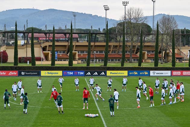 Football, Italy national team, Training