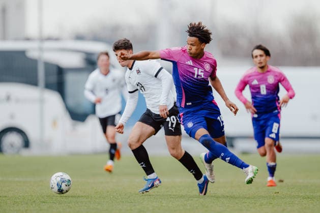 SOCCER - UEFA U19 EURO quali, AUT vs GER WIENER NEUSTADT,AUSTRIA,31.MAR.26 - SOCCER - UEFA European Under-19 Championship 2026, qualifiers, OEFB under-19 international match, Länderspiel, Nationalmannschaft Austria vs Germany. Image shows Dino Delic (AUT) and Dahrel Armani Tchitchi (GER).  GEPAxpictures xAlexanderxSolc