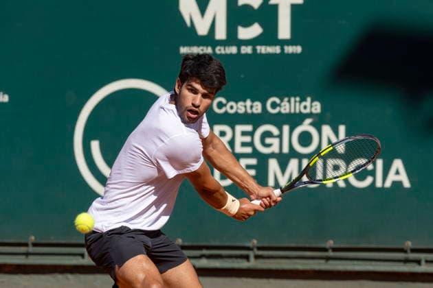 Carlos Alcaraz holds training session in Murcia Spanish tennis player Carlos Alcaraz in action during his training session held at Murcia Royal Tennis Club 1919 in Murcia, Spain on 31 March 2026. Murcia Spain  Copyright: xMARCIALxGUILLENx