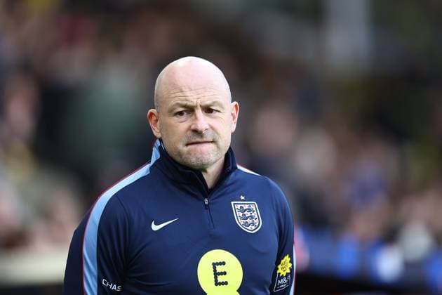 Lee Carsley head coach of England U21, U 21 s England U21 v Moldova U21, UEFA U21 Championship Qualifiers, Group D, Football, Carrow Road, Norwich, UK - 31 Mar 2026Norwich Carrow Road United Kingdom EDITORIAL USE ONLY No use with unauthorised audio, video, data, fixture lists, club league logos or live services. Online in-match use limited to 120 images, no video emulation. No use in betting, games or single club league player publications. Copyright: xMichaelxZemanek Shutterstockx 16808980i