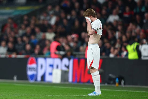 International Football Friendly: England v Japan LONDON, UK - 31st March 2026: Anthony Gordon of England reacts to his side conceding the first goal during the International Friendly, Länderspiel, Nationalmannschaft match between England and Japan at Wembley Stadium London Wembley Stadium England United Kingdom Copyright: xCraigxMercerx xPeakxActionxPhotosx