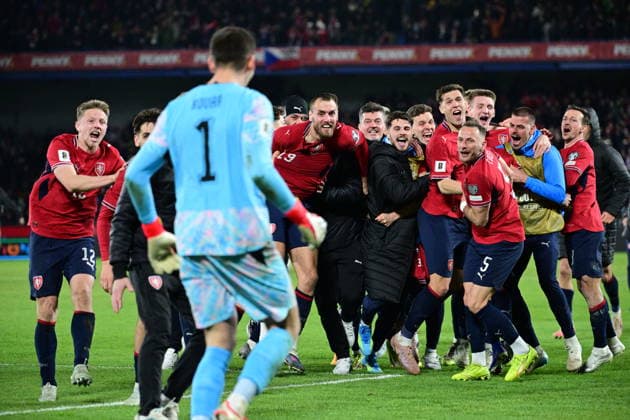 Czech team celebrate their qualification for the World Cup, after winning the final match of the World Cup qualification play-off Czechia against Denmark, in Prague, Czech Republic, on March 31, 2026. (CTKxPhoto MichalxKamaryt) CTKPhotoP2026033110681  CTKPhotoP2026033110681