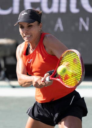 April 1, 2026: Viktoriya Tomova (BUL) loses to Anna Kalinskaya (RUS) 6-2, 6-4, at the Credit One Charleston Open being played at Credit One Staduim in Charleston, South Carolina, {USA} Ã‚ Tennisclix Charleston USA - ZUMAc04_ 20260401_zma_c04_019 Copyright: xLesliexBillmanx