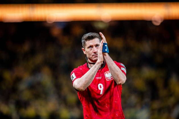 2026.03.31 Sztokholm Pilka nozna Kwalifikacje Mistrzostw Swiata 2026, Solna, Strawberry Arena, final barazy Szwecja - Polska N z Robert Lewandowski po przegranym finalowym meczu ze Szwecja Foto Mateusz Porzucek PressFocus 2026.03.31 Sztokholm Stockholm, Football - FIFA World Cup, WM, Weltmeisterschaft, Fussball 2026 Qualifying round, final play-off Sweden - Poland Szwecja - Polska Robert Lewandowski po przegranym finalowym meczu ze Szwecja Credit: Mateusz Porzucek PressFocus NEWSPIX.PL --- newspix.pl 