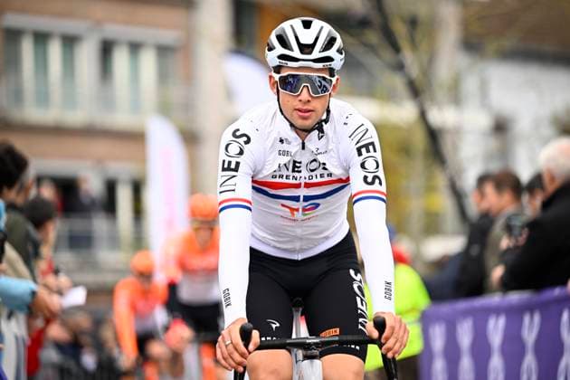 Dwars door Vlaanderen 2026 Cycling Race WAREGEM, BELGIUM - APRIL 01 : Watson Samuel (GBR) of INEOS Grenadiers during the 80th edition of Dwars door Vlaanderen an UCI World Tour 1.UWT one day cycling road race for Men Elite of 184 km with start in Roeselare and finish in Waregem on April 1, 2026 in Waregem, Belgium, 01 04 2026 ( Motordriver Kenny Verfaillie - Waregem Belgium  Copyright: xTomasxSiskx
