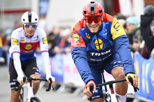 Italian Jonathan Milan of Lidl-Trek pictured at the start of the men elite race of the Dwars Door Vlaanderen cycling event, 184,6km from Roeselare to Waregem, Wednesday 01 April 2026. JASPERxJACOBS  x169491779x