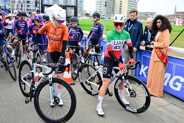 Dwars door Vlaanderen Women 2026 Cycling Race WAREGEM, BELGIUM - APRIL 01 : Pieterse Puck (NED) of Fenix-Premier Tech and Longo Borghini Elisa (ITA) of UAE Team ADQ during the 80th edition of Dwars door Vlaanderen Women an UCI Women s World Tour 1.WWT one day cycling road race for Men Elite of 128 km with start in Waregem and finish in Waregem on April 1, 2026 in Waregem, Belgium, 01 04 2026 ( Motordriver Serge Seynaeve - Waregem Belgium  Copyright: xJanxDexMeuleneirx