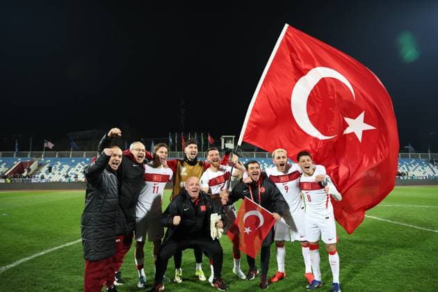 31.03.2026 – SOCCER – KO PLAY-OFFS WORLD CUP 2026 EUROPEAN PLAY-OFF FINAL, Kosovo vs Türkiye Kenan Yildiz (Turkey) Atakan Karazor (Turkey) Salih Özcan (Turkey)Baris Alper Yilmaz (Turkey) and Arda Güler (Turkey) celebrates victory after the match Pristina Pristina, Kosovo – Fadil Vokrri Stadium Fadil Vokrri Stadium KOSOVO