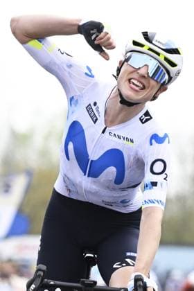 Swiss Marlen Reusser of Movistar Team celebrates after winning the women elite race of the Dwars Door Vlaanderen cycling event, 128,9km from Roeselare to Waregem, Wednesday 01 April 2026. TOM GOYVAERTS TomxGoyvaerts  x169522279x