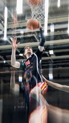 In the picture Alen Pjanic Wuerzburg Baskets, 35 01 04 2026, VET CONCEPT Gladiators Trier Fitness First Wuerzburg Baskets, easyCredit BBL, Matchday 27, Germany, Trier, SWT Arena, Copyright: HMBxMedia xJulienxBecker