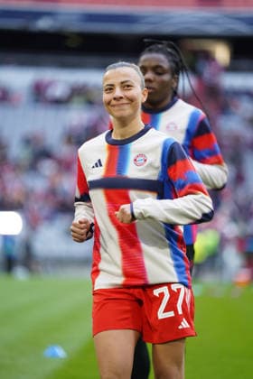 Arianna Caruso 27 Bayern at the UEFA Womens Champions League match FC Bayern Munich Manchester United on 01 04 2026 Munich Allianz Arena Bayern Germany