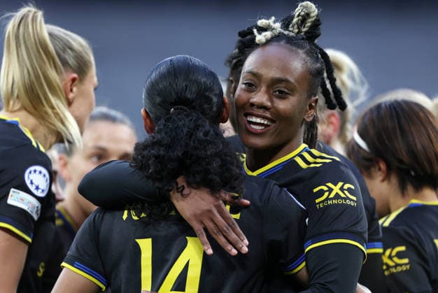 Melvine Malard Torjubel 0-1 , FC Bayern München Manchester United, ManU Frauen , Viertelfinale , Women Champions League , Fußball , in den Allianz Arena Stadion , in München , Bayern , Deutschland. April 01 , 2026 . Photo by: Davide Elias IPA Photo Pressefoto DENL Copyright: xDavidexEliasx