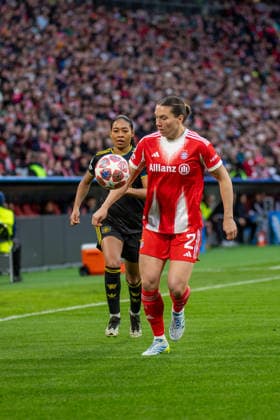Jayde Riviere 14 Manchester and Vanessa Gilles 2 Bayern in action at the UEFA Womens Champions League match FC Bayern Munich Manchester United on 01 04 2026 Munich Allianz Arena Bayern Germany