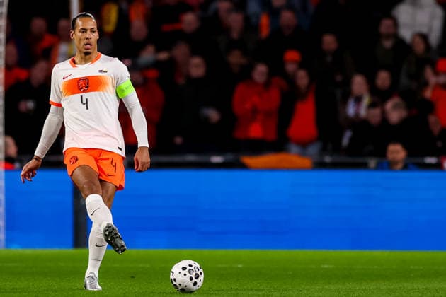 EINDHOVEN, NETHERLANDS - MARCH 31: Virgil van Dijk of the Netherlands passes the ball during the International Friendly, Länderspiel, Nationalmannschaft match between Netherlands and Ecuador at the Philips Stadion on March 31, 2026 in Eindhoven, Netherlands.  Copyright: xRenexNijhuis MBxMediax
