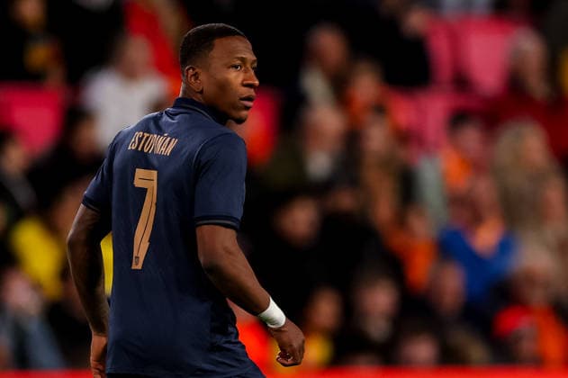 EINDHOVEN, NETHERLANDS - MARCH 31: Pervis Estupinan of Ecuador looks on during the International Friendly, Länderspiel, Nationalmannschaft match between Netherlands and Ecuador at the Philips Stadion on March 31, 2026 in Eindhoven, Netherlands.  Copyright: xRenexNijhuis MBxMediax