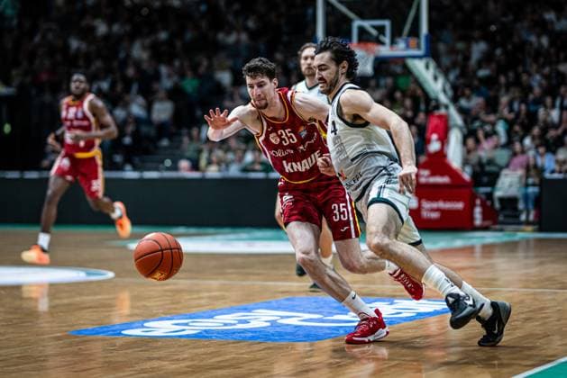 Clayton Guillozet Gladiators Trier in duel with Alen Pjanic Fitness First Wuerzburg Baskets , Vet Concept Gladiators Trier vs Fitness First Wuerzburg Baskets, Basketball, easyCredit BBL, Matchday 27, Season 2025 2026, 01 04 2026 Vet Concept Gladiators Trier vs Fitness First Wuerzburg Baskets, Basketball, easyCredit BBL, Matchday 27, Season 2025 2026, 01 04 2026 Copyright: xEibner-Pressefoto AlexanderxNeisx EP_ANS