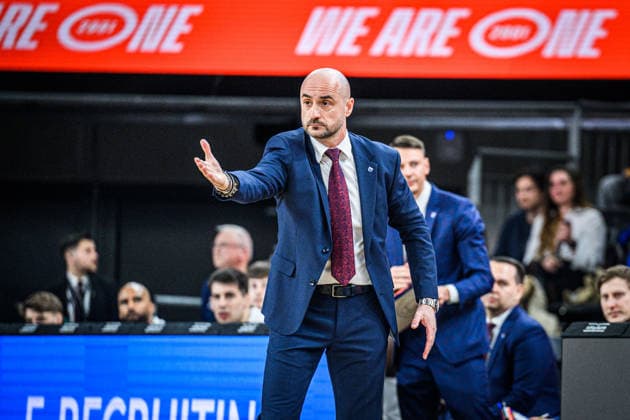 Neu Ulm, Germany, 01 04 26 Head Coach Milenko Bogicevic Syntainics MBC gestures during the Basketball Bundesliga match between ratiopharm ulm vs Syntainics MBC at ratiopharm Arena on 01 April 2026 in Neu Ulm, Germany Photo by Harry Langer DeFodi Images ratiopharm Arena, Germany, 01 04 26 Head Coach Milenko Bogicevic Syntainics MBC gestures during the Basketball Bundesliga match between ratiopharm ulm vs Syntainics MBC at Neu Ulm on April 1, 2026 in ratiopharm Arena, Germany Photo by Harry Langer DeFodi Images Photo by Harry Langer DeFodi Images